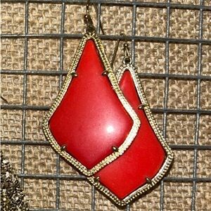 Kendra Scott Alex gold- red earrings